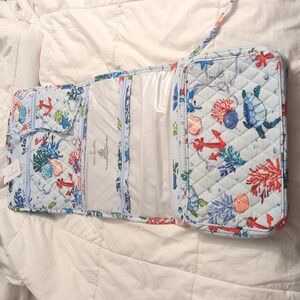 Vera Bradley "Anchors Away" design Hanging Organizer